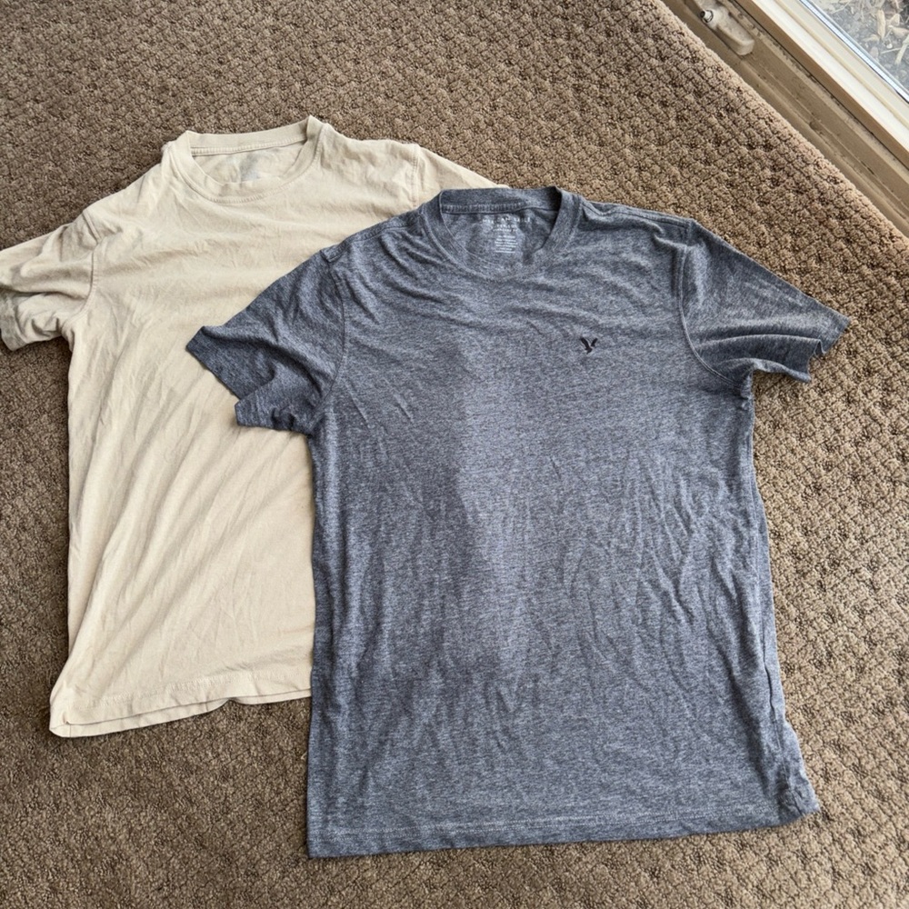 American Eagle set 2 super soft classic tee shirt lot gray tan XS men’s